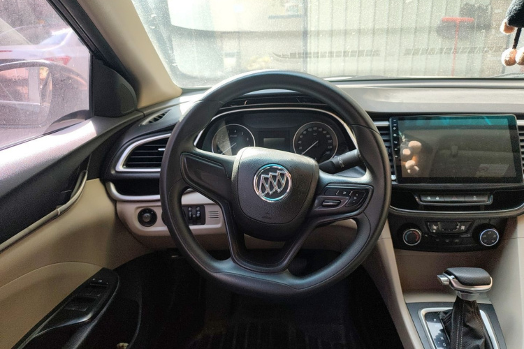 别克 英朗 2015款 15N 自动进取型局部细节13