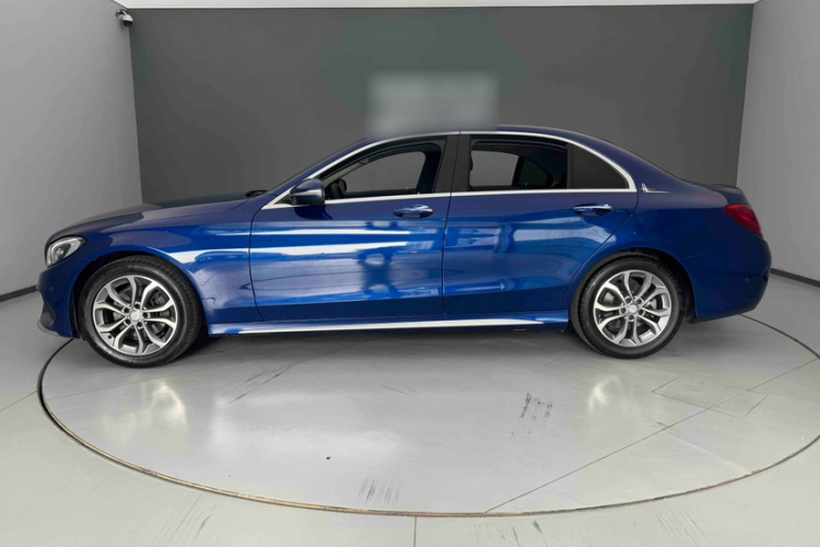 奔驰C级 2017款 C 180 L 运动版车身外观6002