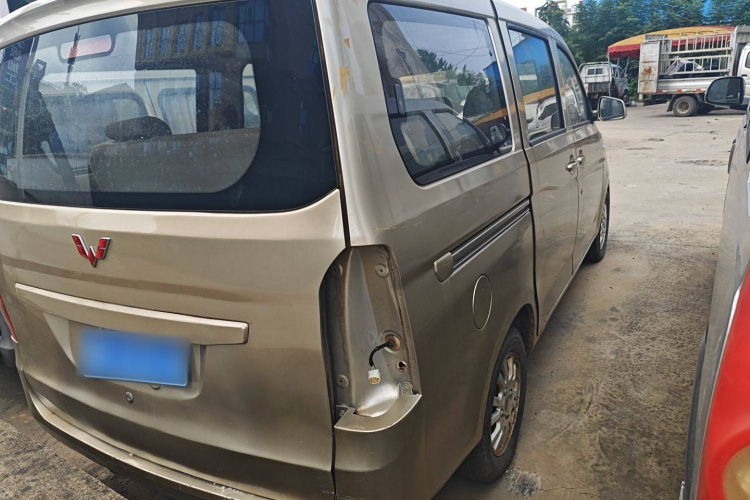 五菱汽车 五菱荣光V 2016款 1.5L标准型车身外观6003