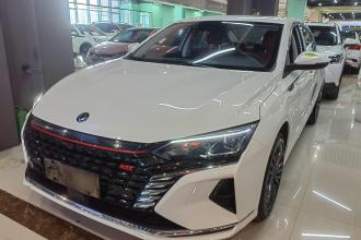 东风风神 奕炫MAX 2021款 1.5T 超炫潮爸版