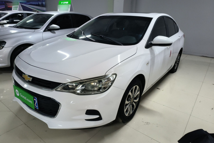 雪佛兰 科沃兹 2019款 320 自动欣享天窗版车身外观1