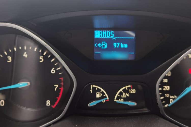 福特 福克斯 2015款 两厢 EcoBoost 125 自动超能风尚型局部细节14