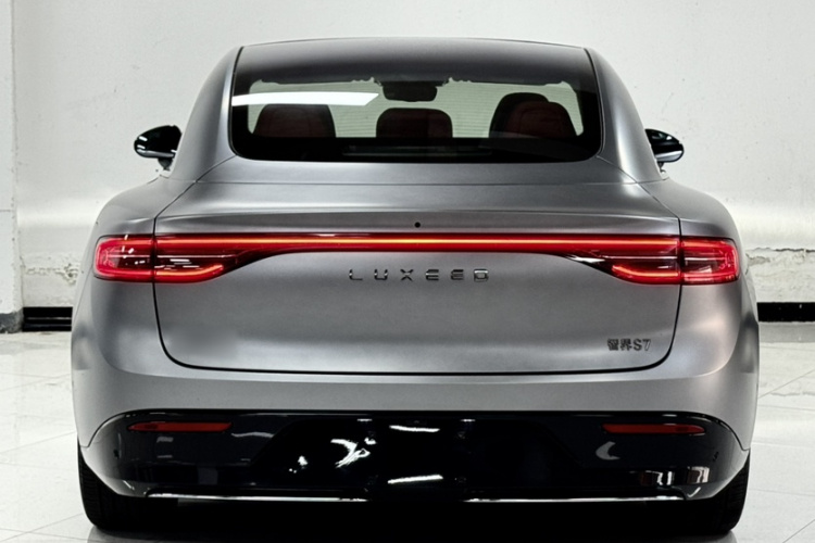 鸿蒙智行 智界S7 2024款 Max+ 后驱超航智驾版车身外观6003