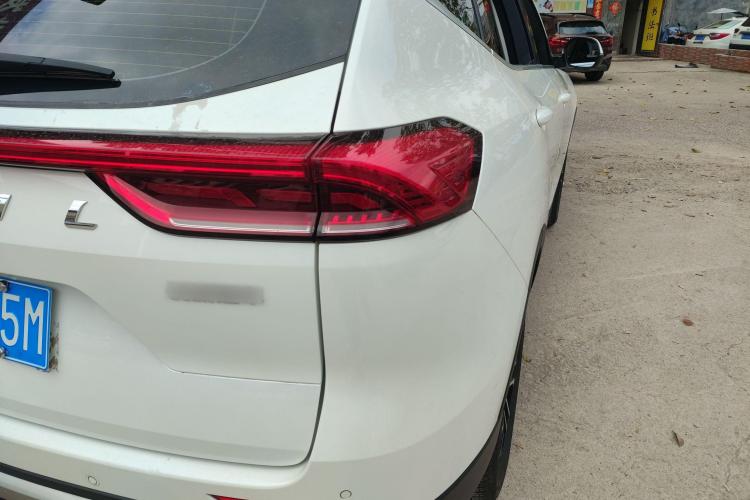 哈弗H6 2023款 国潮版 1.5T 自动都市版车身外观9