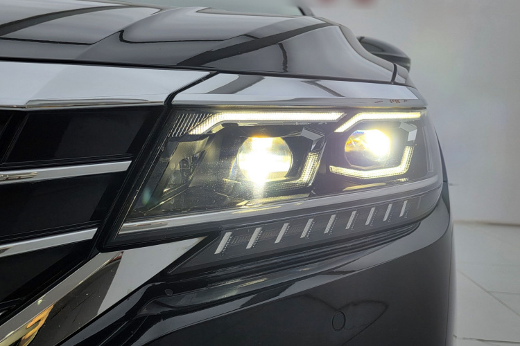 大众 帕萨特 2019款 330TSI 豪华版 国VI局部细节36