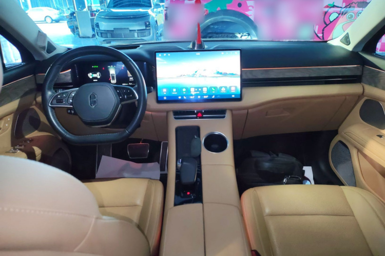 鸿蒙智行 问界M5 2022款 增程后驱标准版中控内饰12