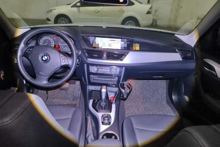 宝马X1 2013款 sDrive18i 领先型中控内饰7002