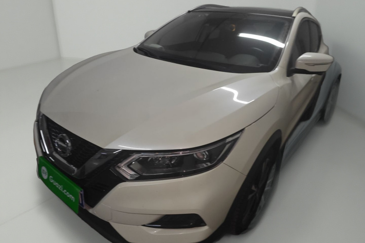 日产 逍客 2019款 2.0L CVT豪华版车身外观1