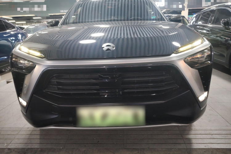 蔚来ES8 2020款 580KM 签名版 六座版车身外观6001