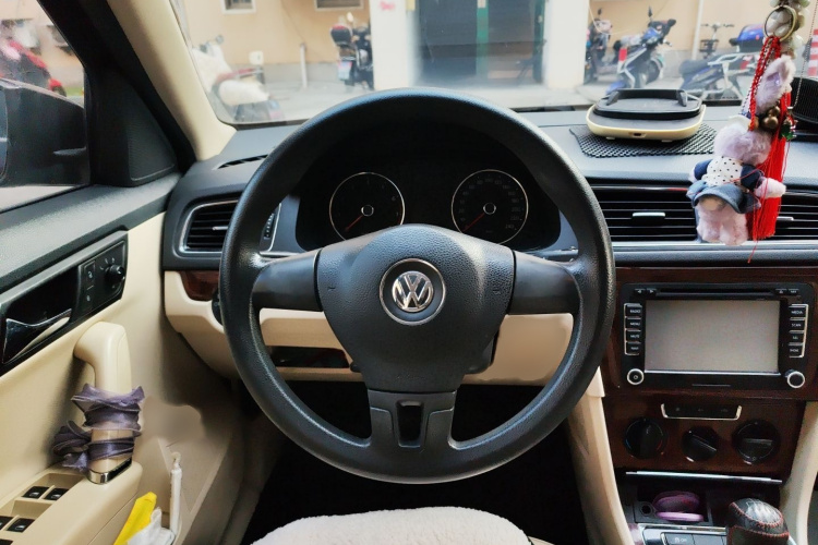 大众 朗逸 2013款 改款经典 1.6L 手动舒适版局部细节13