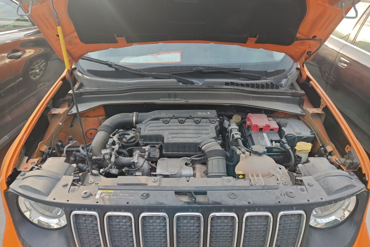 Jeep 自由侠 2019款 220T 自动领先版局部细节24