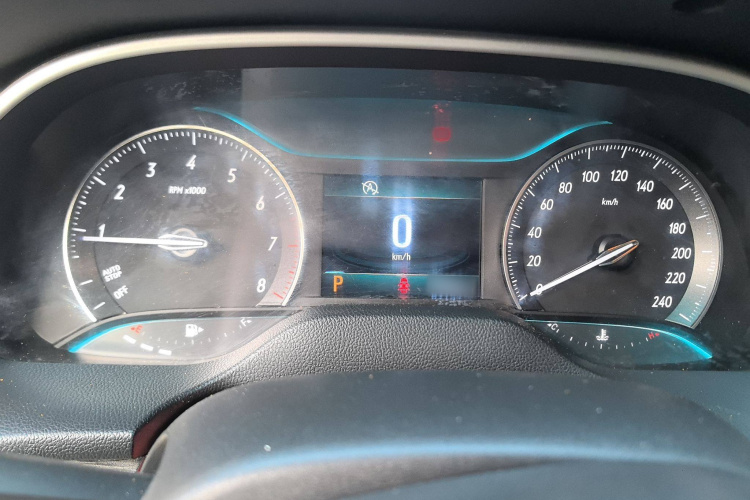 别克 英朗 2016款 15N 自动精英型局部细节14