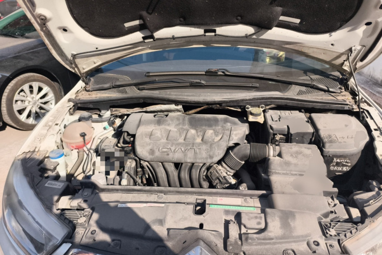 雪铁龙 世嘉 2013款 三厢 2.0L 自动品悦型局部细节24