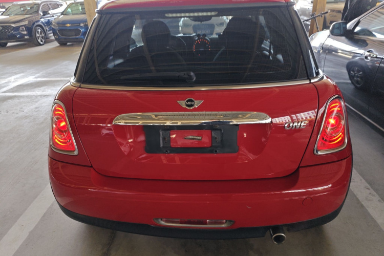 MINI 2011款 1.6L ONE车身外观6