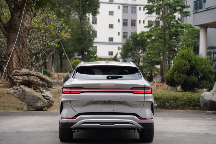 比亚迪 宋PLUS新能源 2025款 EV 605km 旗舰型车身外观6011