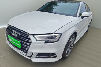 奥迪A3 2018款 30周年年型 Limousine 35 TFSI 运动型