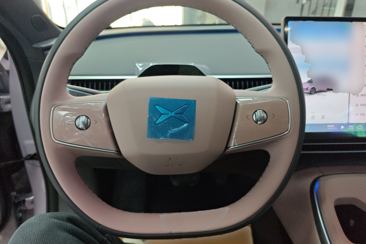 小鹏MONA M03 2025款 620 超长续航 Plus中控内饰13