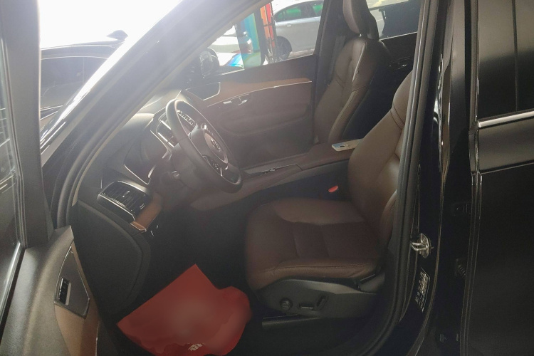 沃尔沃XC90 2020款 T6 智逸豪华版 7座局部细节19