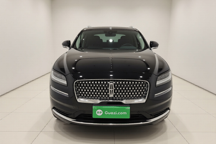 林肯 航海家 2021款 2.0T 四驱尊享版车身外观2