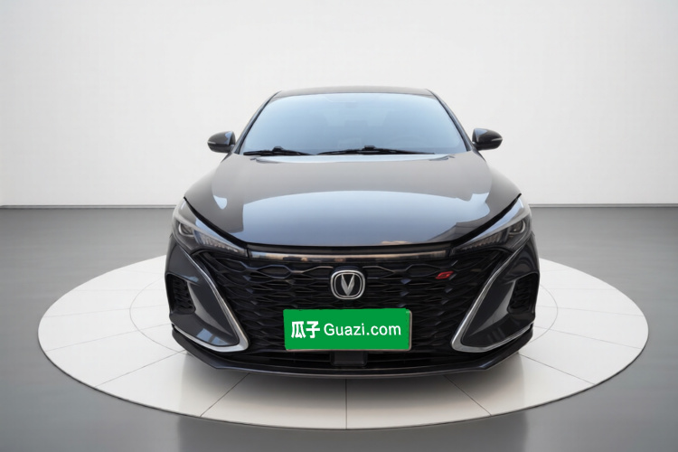 长安 逸动 2021款 PLUS 蓝鲸NE 1.4T GDI DCT尊贵型车身外观2