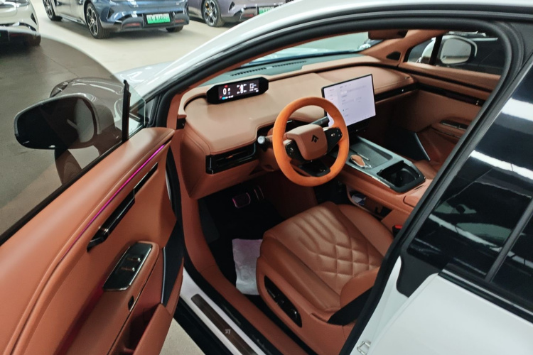 昊铂HT 2024款 670高阶智驾版中控内饰20