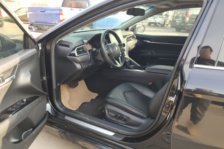 丰田 凯美瑞 2021款 双擎 2.5HG 豪华版中控内饰20