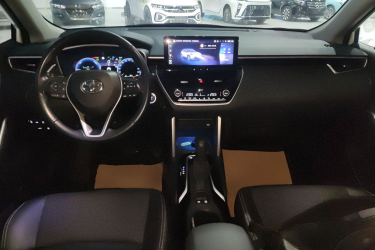 丰田 锋兰达 2023款 2.0L 智能电混双擎 尊贵版中控内饰12