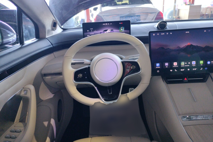 鸿蒙智行 智界S7 2025款 785km Ultra中控内饰13