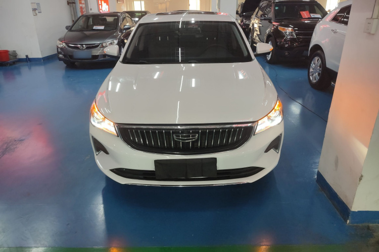 吉利汽车 帝豪 2023款 第4代冠军版 1.5L CVT尊贵型车身外观2