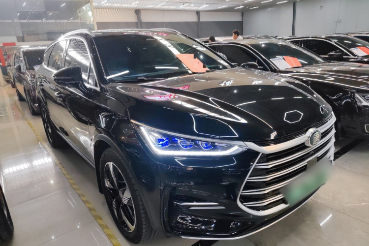 比亚迪 唐新能源 2023款 DM-i 冠军版 112KM 尊贵型车身外观3