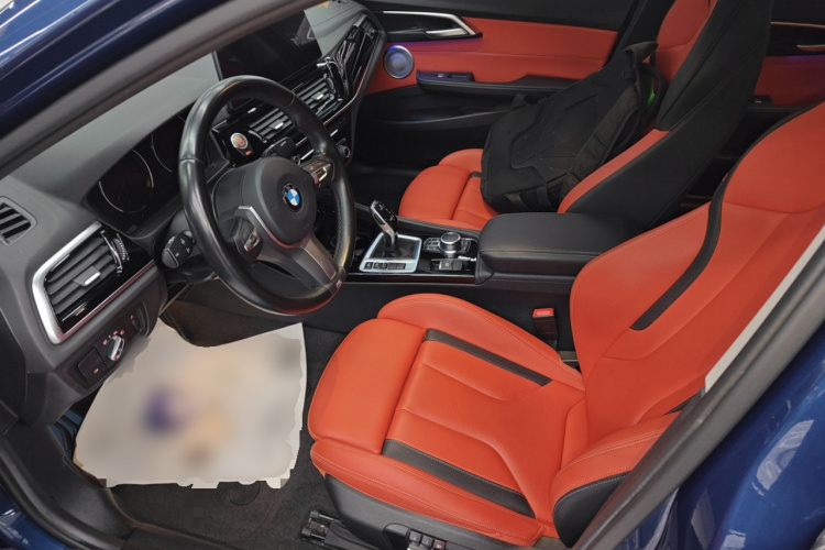 宝马1系 2023款 125i M运动曜夜版局部细节19