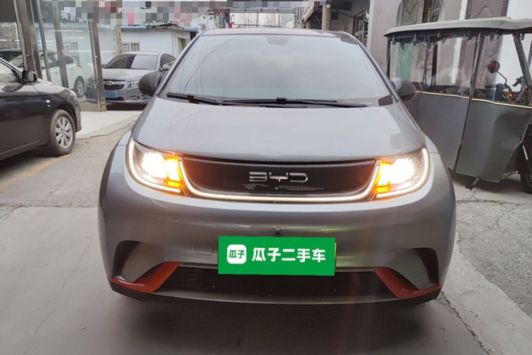 比亚迪 海豚 2021款 405km 时尚版车身外观2