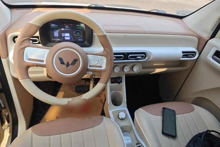 五菱汽车 宏光MINIEV 2024款 第三代 215km 进阶版中控内饰12