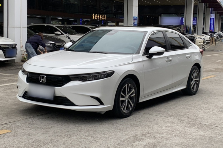 本田 型格 2023款 240TURBO CVT领先版车身外观1