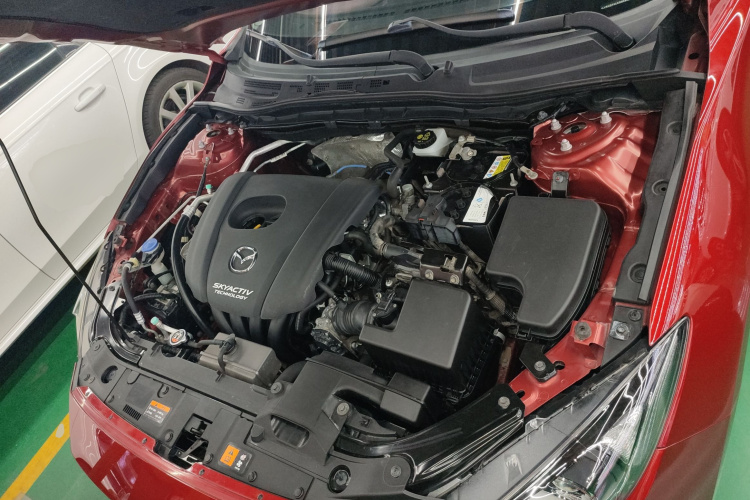 马自达3 昂克赛拉 2016款 三厢 1.5L 自动舒适型机舱底盘24