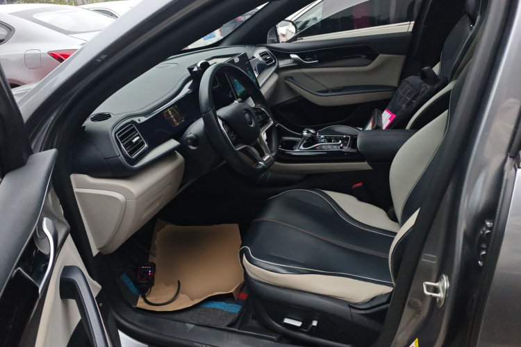 比亚迪 秦PLUS 2021款 EV 500KM 豪华型中控内饰19