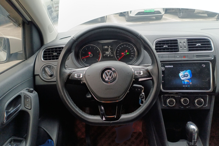 大众 Polo 2018款 1.5L 自动安享型中控内饰13