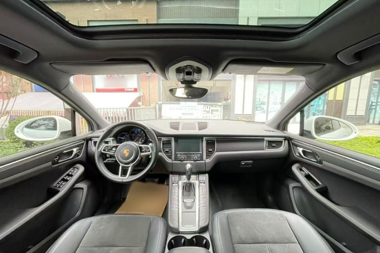 保时捷 2016款 Macan 2.0T中控内饰7001