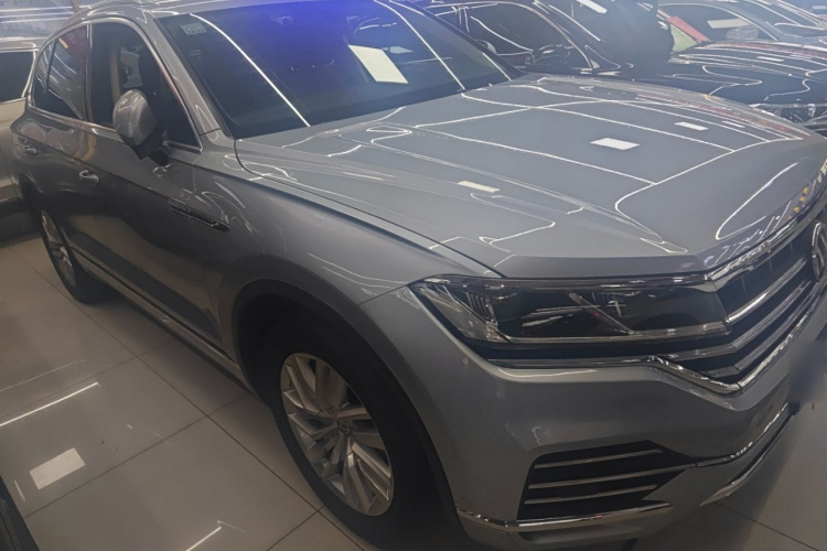 大众 途锐 2019款 2.0TSI 锐翼版 国V车身外观3