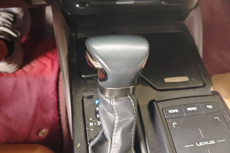 雷克萨斯ES 2020款 200 卓越版局部细节18