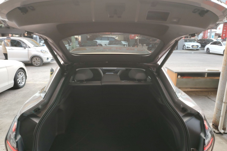 小鹏MONA M03 2025款 620 超长续航 Plus机舱底盘23