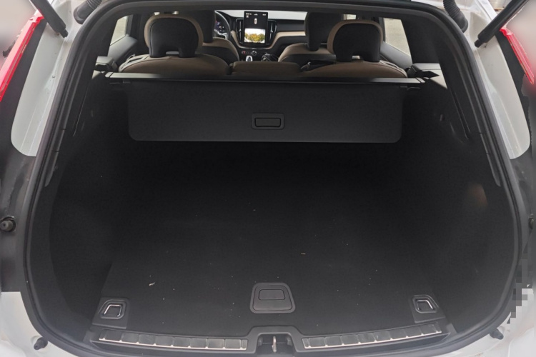 沃尔沃XC60 2026款 B5 四驱智远豪华版中控内饰23