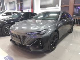 长安UNI-V 智电iDD 2023款  智电iDD 1.5T 113km智趣型（飞快版）