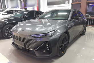 长安UNI-V 智电iDD 2023款  智电iDD 1.5T 113km智趣型（飞快版）