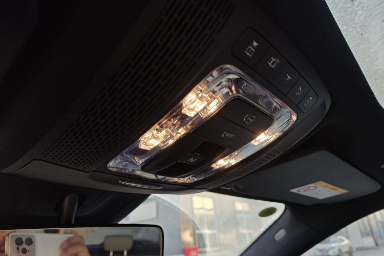 奔驰GLA 2020款 GLA 200 4MATIC中控内饰7005