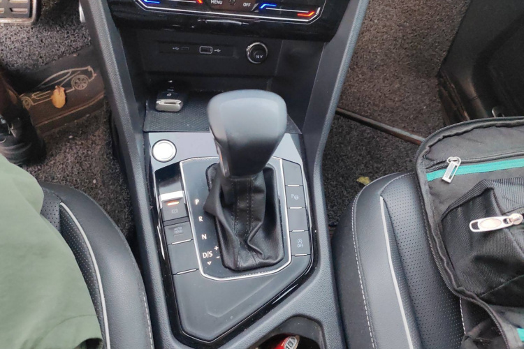 大众 途观L 2022款 330TSI 自动两驱R-Line越享版局部细节18