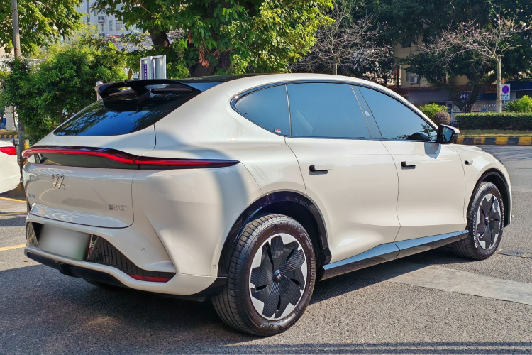 智己汽车 智己LS7 2023款 90kWh Elite后驱版车身外观6005