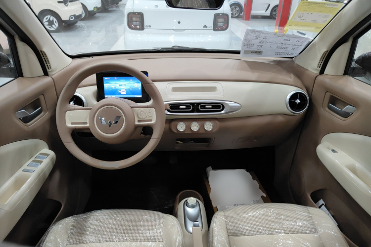 五菱汽车 宏光MINIEV 2025款 四门版 进阶款中控内饰12