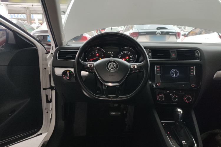 大众 速腾 2018款 1.6L 自动舒适型局部细节13
