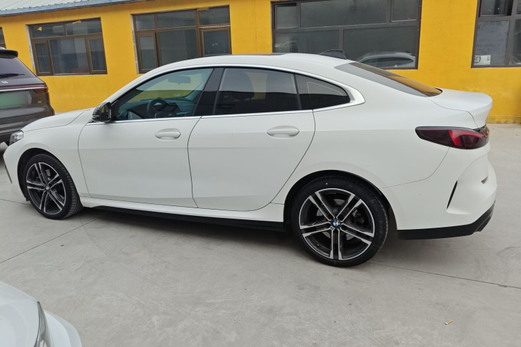 宝马2系(进口) 2021款 225i 四门轿跑车 M运动套装车身外观4